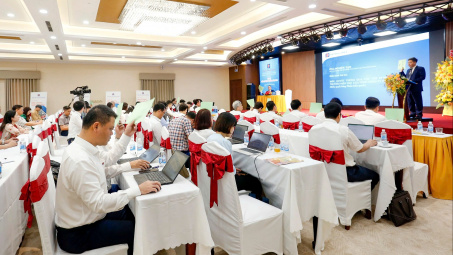 Đại hội đồng cổ đông thường niên Hóa dầu Petrolimex đặt mục tiêu tăng trưởng 200% trong năm 2025