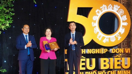 Vinamilk được vinh danh là doanh nghiệp tiêu biểu của Thành phố Hồ Chí Minh