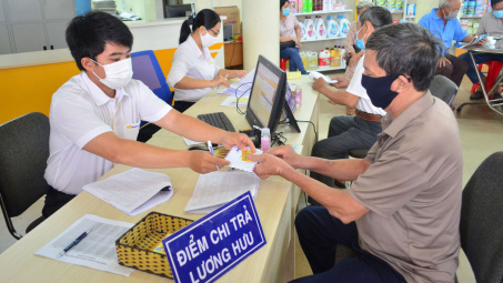 Từ 1/7/2025, tạm dừng chi trả lương hưu, trợ cấp bảo hiểm xã hội với 3 nhóm đối tượng