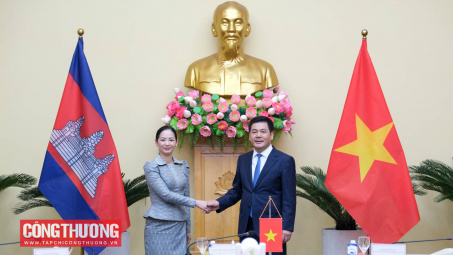 Nhiều mô hình hợp tác mới thúc đẩy thương mại song phương Việt Nam - Campuchia