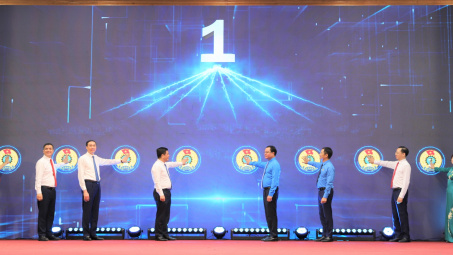 Supe Lâm Thao tổ chức thành công Lễ phát động Tháng Công nhân và Tháng hành động về An toàn vệ sinh lao động năm 2025