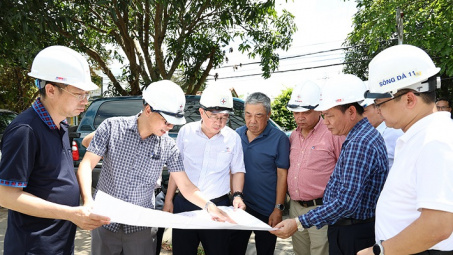 Hoàn thành giai đoạn 1 thi công đoạn tuyến đi chung 6 mạch của Dự án đường dây 500/220kV Nho Quan - Phủ Lý - Thường Tín