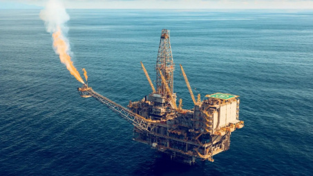 Giá xăng dầu hôm nay 12/5: Giữ đà tăng nhẹ