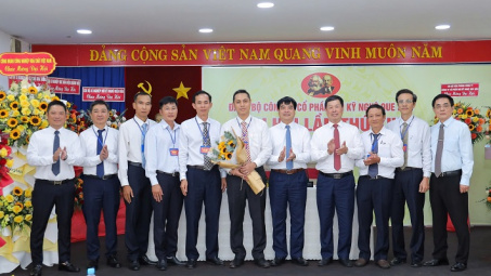 Đại hội Đảng bộ Công ty CP Hơi kỹ nghệ Que hàn lần thứ XIV, nhiệm kỳ 2025-2030: Nỗ lực vượt khó, vững bước trên hành trình mới