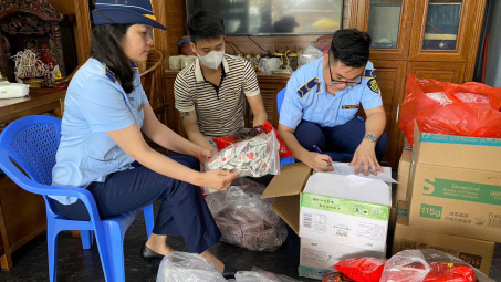 Phát hiện gần 6.000 sản phẩm thực phẩm nhập lậu bán trên sàn TMĐT