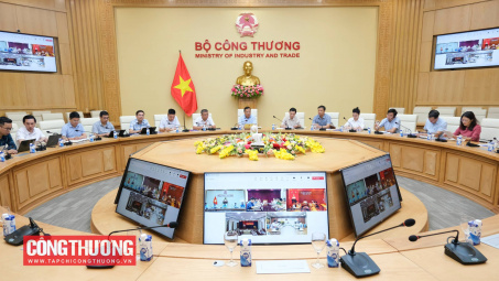 Bàn giao toàn bộ mặt bằng hành lang tuyến đường dây 500kV Lào Cai - Vĩnh Yên trong tháng 5/2025