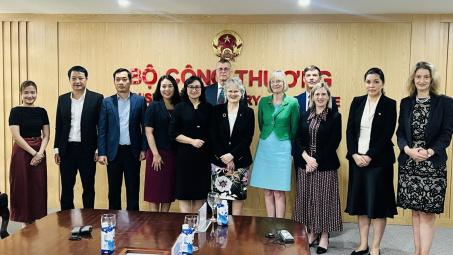 Thúc đẩy hợp tác thương mại, đầu tư, giáo dục giữa Việt Nam và Bang Nam Úc