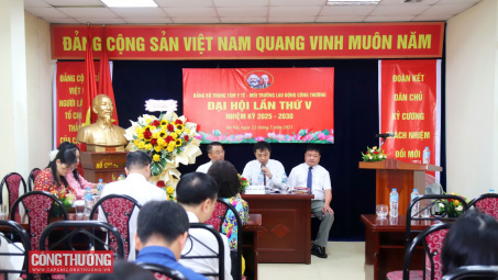 Đảng bộ Trung tâm Y tế - Môi trường lao động Công Thương: Tiếp tục thực hiện tốt công tác khám chữa bệnh và đảm bảo chất lượng môi trường lao động ngành Công Thương