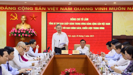Tổng Bí thư Tô Lâm làm việc với Ban Chính sách, chiến lược Trung ương về cơ chế, chính sách quản lý hiệu quả thị trường vàng