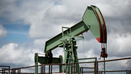 Giá xăng dầu hôm nay 7/5: Nhu cầu có dấu hiệu tăng trở lại