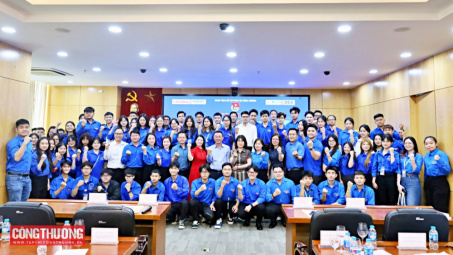 Thanh niên ngành Công Thương: 74 năm phát triển và định hướng tương lai