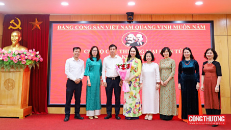 Chi bộ Cục Thương mại điện tử và Kinh tế số: Đoàn kết, thống nhất, thực hiện thắng lợi Nghị quyết nhiệm kỳ 2025 - 2030