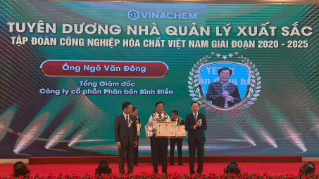Tổng giám đốc Công ty CP Phân bón Bình Điền được vinh danh Nhà lãnh đạo xuất sắc của Tập đoàn Hóa chất Việt Nam giai đoạn 2020-2025