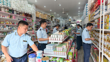 QLTT Lào Cai phát hiện và xử lý 182 vụ vi phạm trong Tháng cao điểm kiểm tra, kiểm soát thị trường