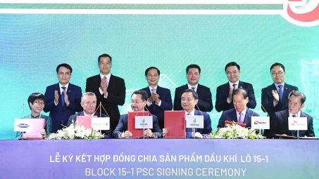 Petrovietnam và các đối tác ký hợp đồng phân chia sản phẩm Lô dầu khí 15-1
