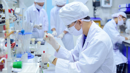 Gia tăng tỷ lệ sử dụng nguyên liệu hóa dược nội địa lên 20% vào năm 2030