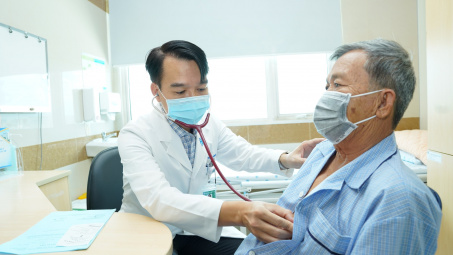 Mở rộng 4 nhóm được Nhà nước đóng bảo hiểm y tế