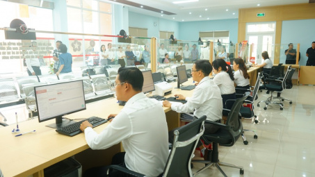 Thủ tướng đôn đốc bộ ngành địa phương bảo đảm vận hành mô hình chính quyền địa phương 2 cấp thông suốt