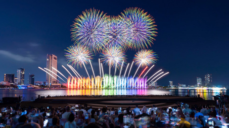 Lộ diện 2 đội thi xuất sắc nhất vào chung kết Lễ hội pháo hoa quốc tế Đà Nẵng