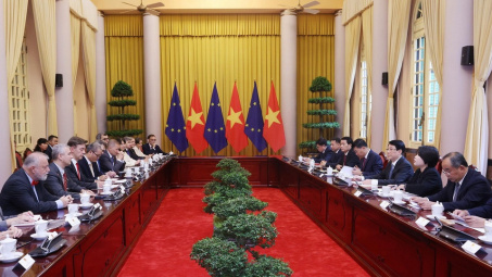 Thúc đẩy sớm hoàn tất phê chuẩn Hiệp định Bảo hộ đầu tư Việt Nam - EU và gỡ thẻ vàng IUU