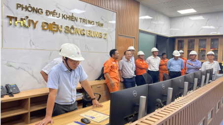 Tổng Giám đốc EVNGENCO2 làm việc với Công ty Thủy điện Sông Bung