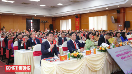 Phiên thứ nhất Đại hội đại biểu Đảng bộ Bộ Công Thương nhiệm kỳ 2025 - 2030 diễn ra thành công tốt đẹp