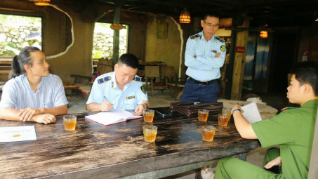 Xử phạt 2 triệu đồng quán ăn ở Sa Pa chặt chém khách du lịch