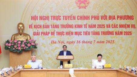 Bộ Tài chính kiến nghị phấn đấu thực hiện kịch bản tăng trưởng 8,3-8,5% năm 2025