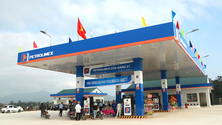 Petrolimex Nghệ An: 450 CBCNV tham gia sát hạch nghiệp vụ khối cửa hàng xăng dầu