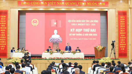 Lâm Đồng thông qua 6 nghị quyết quan trọng, thúc đẩy phát triển toàn diện và bền vững