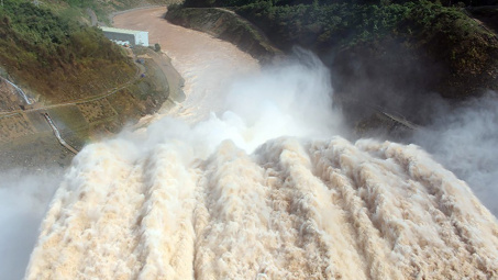 Bộ Công Thương: Tiếp tục triển khai ứng phó khẩn cấp với bão và hoàn lưu bão số 3 WIPHA
