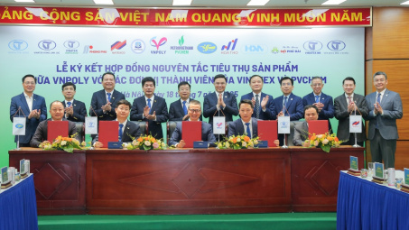 VNPOLY và VINATEX ký hợp đồng nguyên tắc tiêu thụ sản phẩm xơ PSF