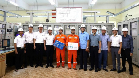 Công đoàn PC Hưng Yên hỗ trợ, động viên người lao động ứng trực trong tâm bão Wipha