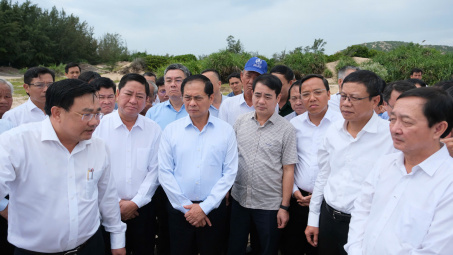 Phó Thủ tướng Bùi Thanh Sơn làm việc với tỉnh Khánh Hòa về các nhà máy điện hạt nhân