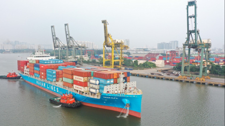 Xếp dỡ Hải An (HAH) nói gì về việc Container Việt Nam (VSC) gia tăng tỷ lệ sở hữu?