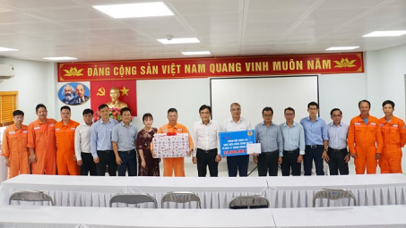 Công ty EPS: Phát động thi đua hoàn thành đại tu lần đầu Tổ máy S1