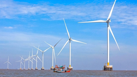 Cơ Điện Lạnh (REE) muốn đầu tư 40 tỷ USD để phát triển 10 GW điện gió ngoài khơi