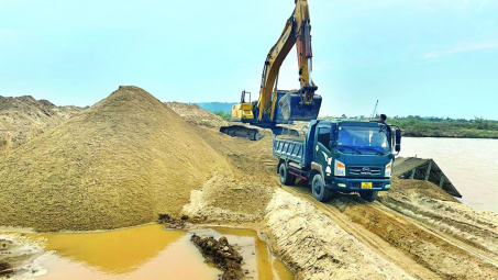 Khai thác khoáng sản nhóm IV được cấp giấy phép tối đa 10 năm