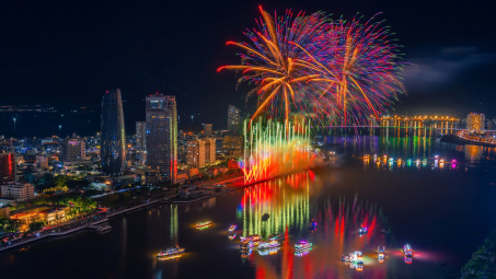 Đà Nẵng thu hút gần 1,2 triệu lượt khách du lịch nhờ Lễ hội pháo hoa quốc tế