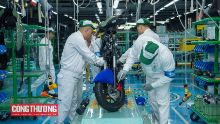 Đơn đặt hàng mới tăng trở lại, PMI ngành sản xuất bật tăng trong tháng 7