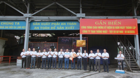 Than Thống Nhất: Gắn biển công trình ghép nối hai tuyến băng tải dốc