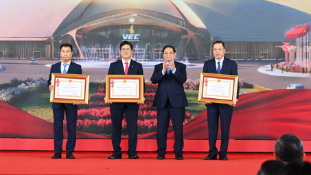 EVN, EVNNPT đón nhận Huân chương Lao động hạng Ba vì thành tích xuất sắc trong xây dựng đường dây 500kV mạch 3