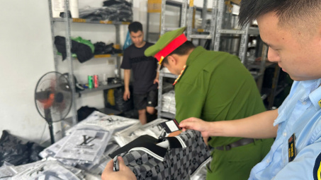 Hà Nội diệt hàng giả: Không có “vùng cấm” trong trận tuyến bảo vệ người tiêu dùng và thương hiệu Việt