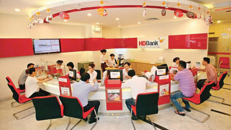 Các yếu tố ảnh hưởng đến quyết định sử dụng dịch vụ Mobile Banking tại Ngân hàng Thương mại Cổ phần Phát triển Thành phố Hồ Chí Minh