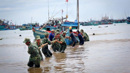 Thủ tướng chỉ đạo quyết liệt ứng phó bão số 5
