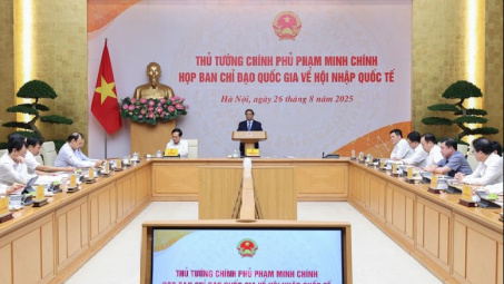 Khẩn trương trình Quốc hội cơ chế, chính sách đặc biệt, đột phá thực hiện hội nhập quốc tế