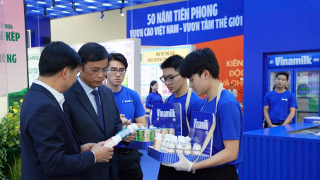 Vinamilk giới thiệu các công nghệ tiên tiến tại Triển lãm thành tựu đất nước