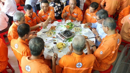 “Bữa cơm Công đoàn” - Sự quan tâm thiết thực dành cho người lao động