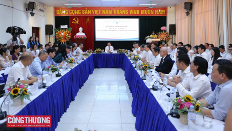 Bộ trưởng Nguyễn Hồng Diên làm việc với Viện Nghiên cứu Chiến lược, Chính sách Công Thương