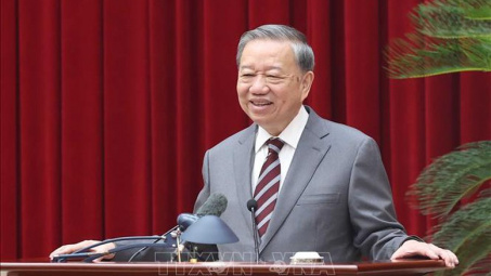 Tổng Bí thư: Trí thức, nhà khoa học, văn nghệ sĩ tiếp tục là lực lượng tiên phong mở đường cho dân tộc tiến lên mạnh mẽ